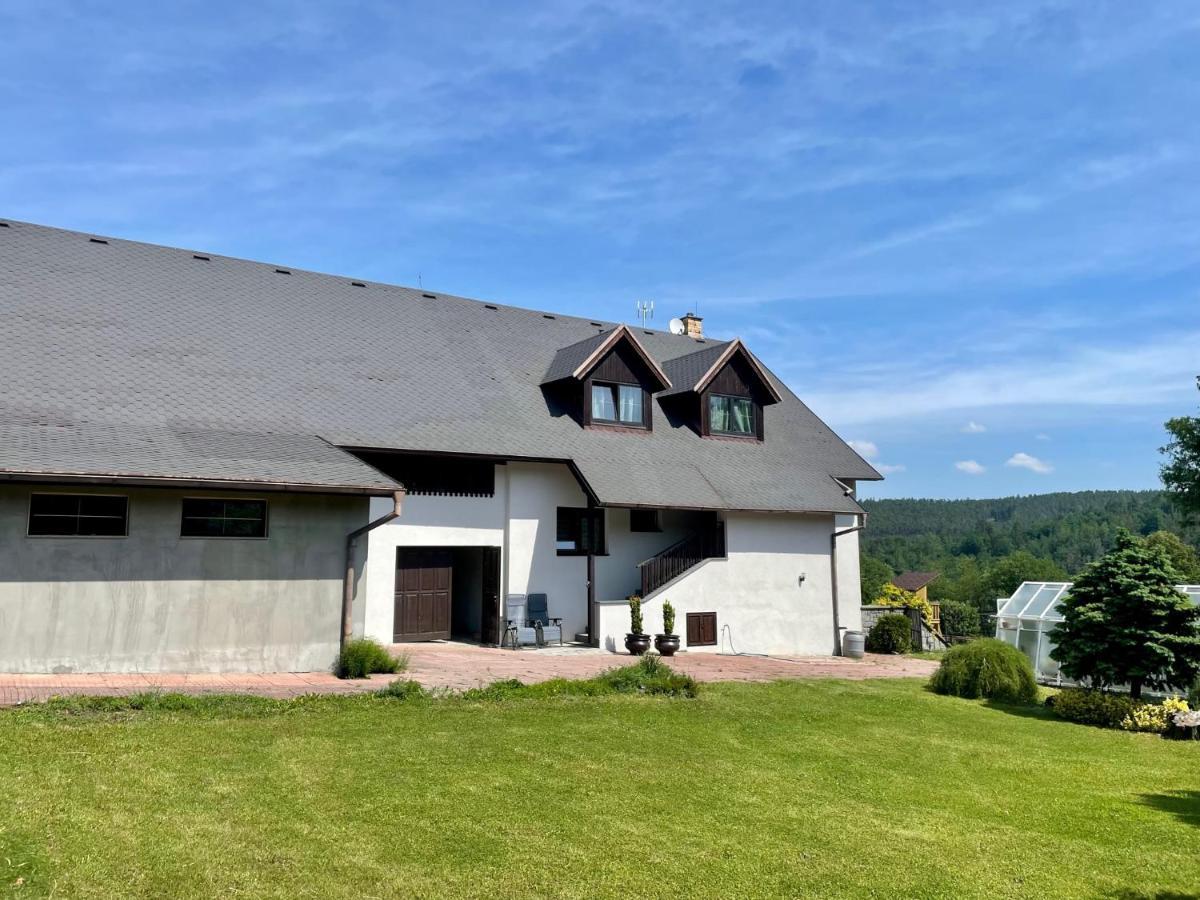 Runch Smilovice Villa Chotilsko Exterior photo
